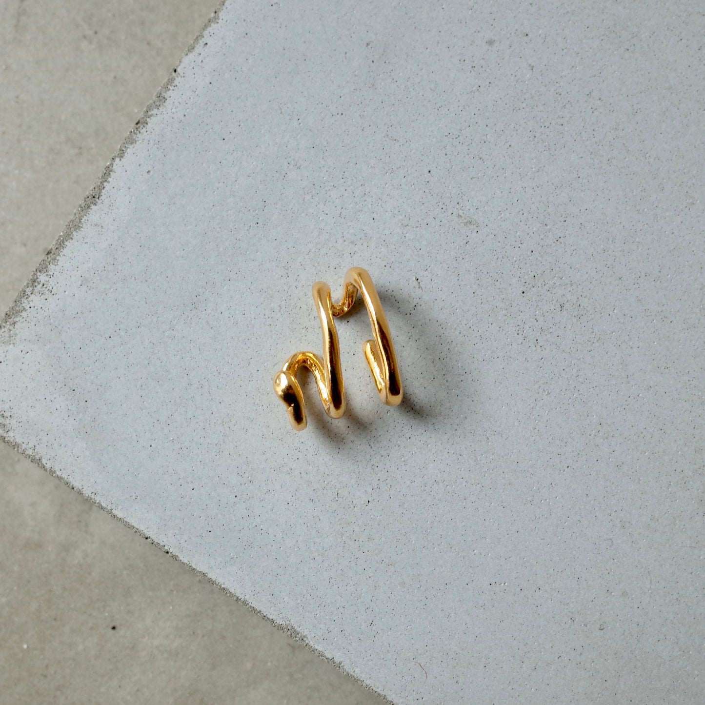 Two&Half Laps Ear Cuff