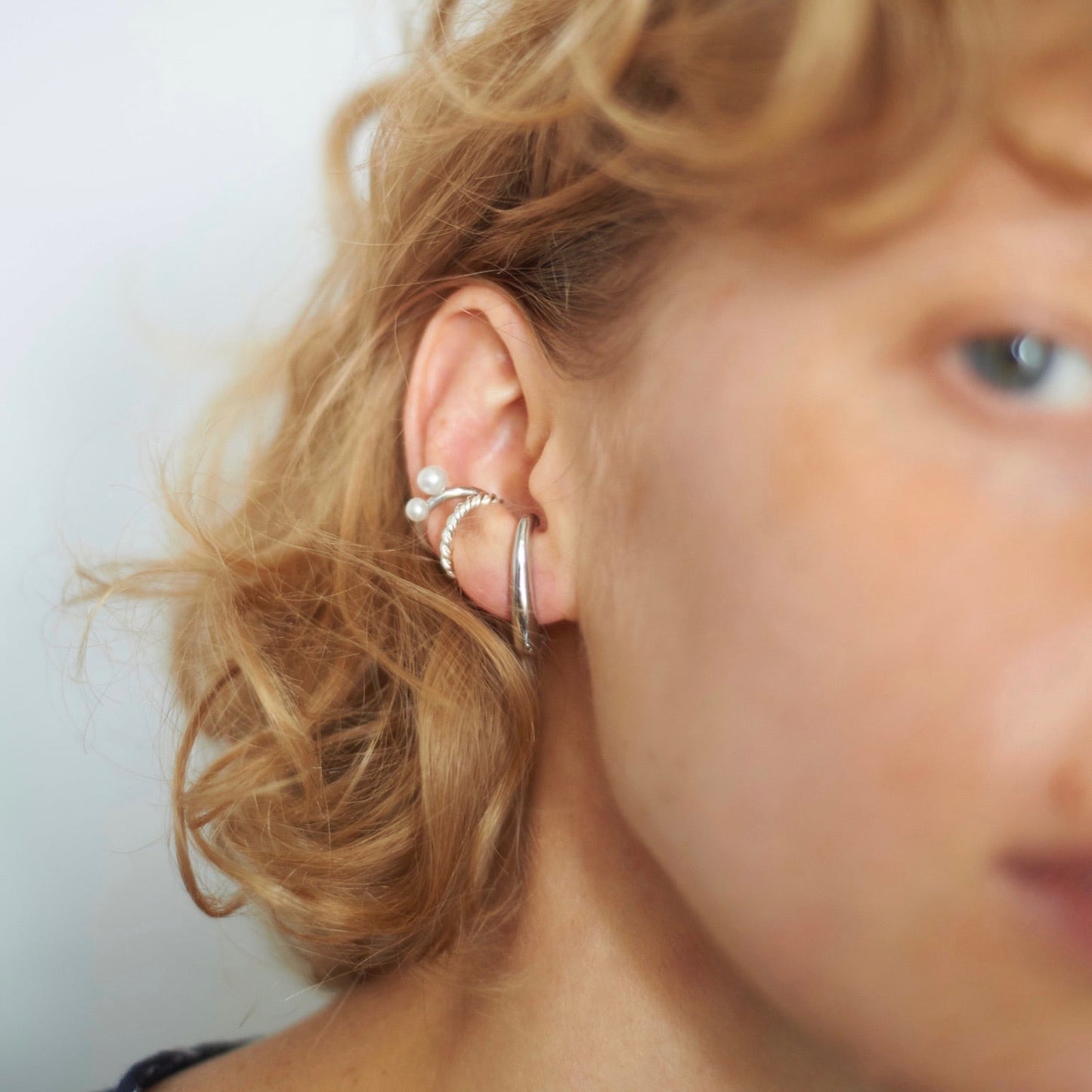 Double Pearl Ear Cuff