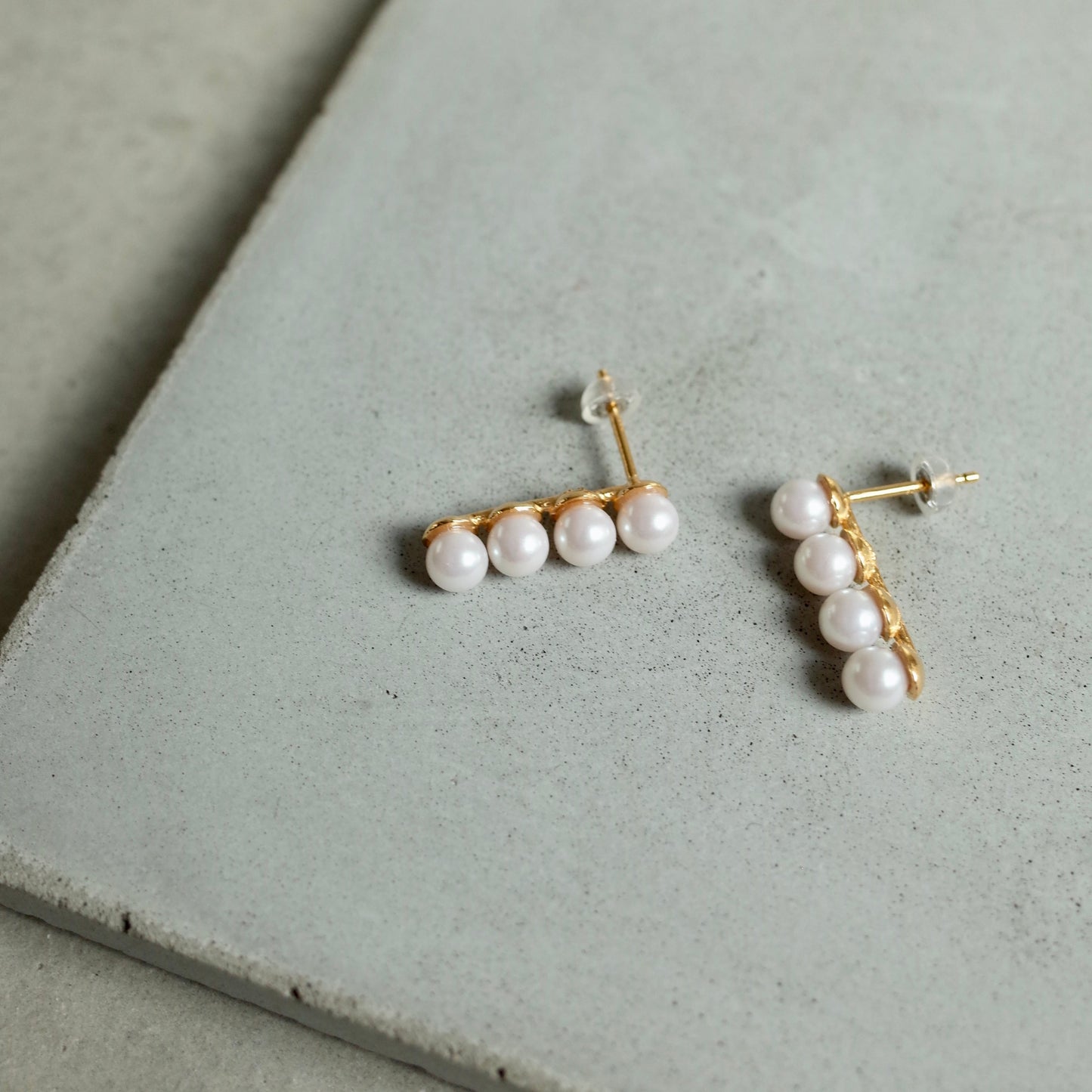 Straight Pearl Pierce