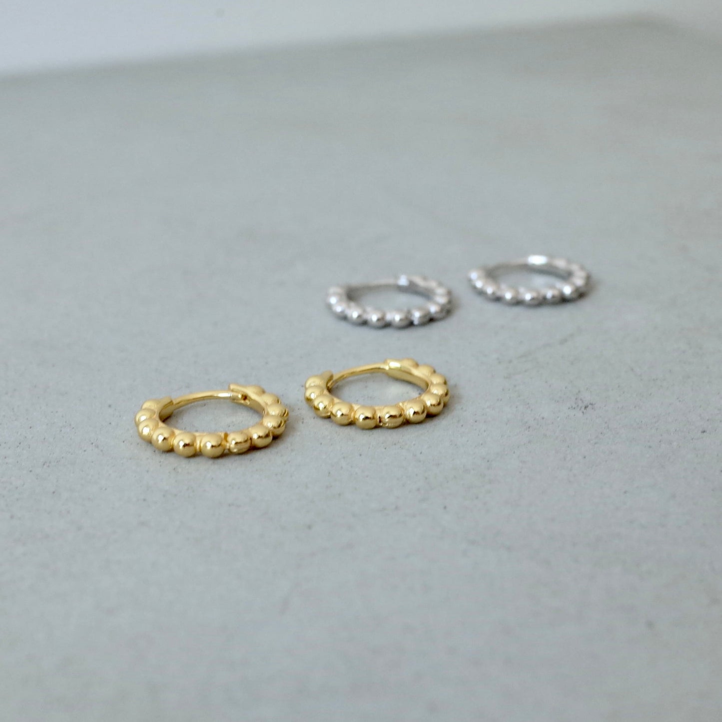 Continuous Ball Hoop Pierce