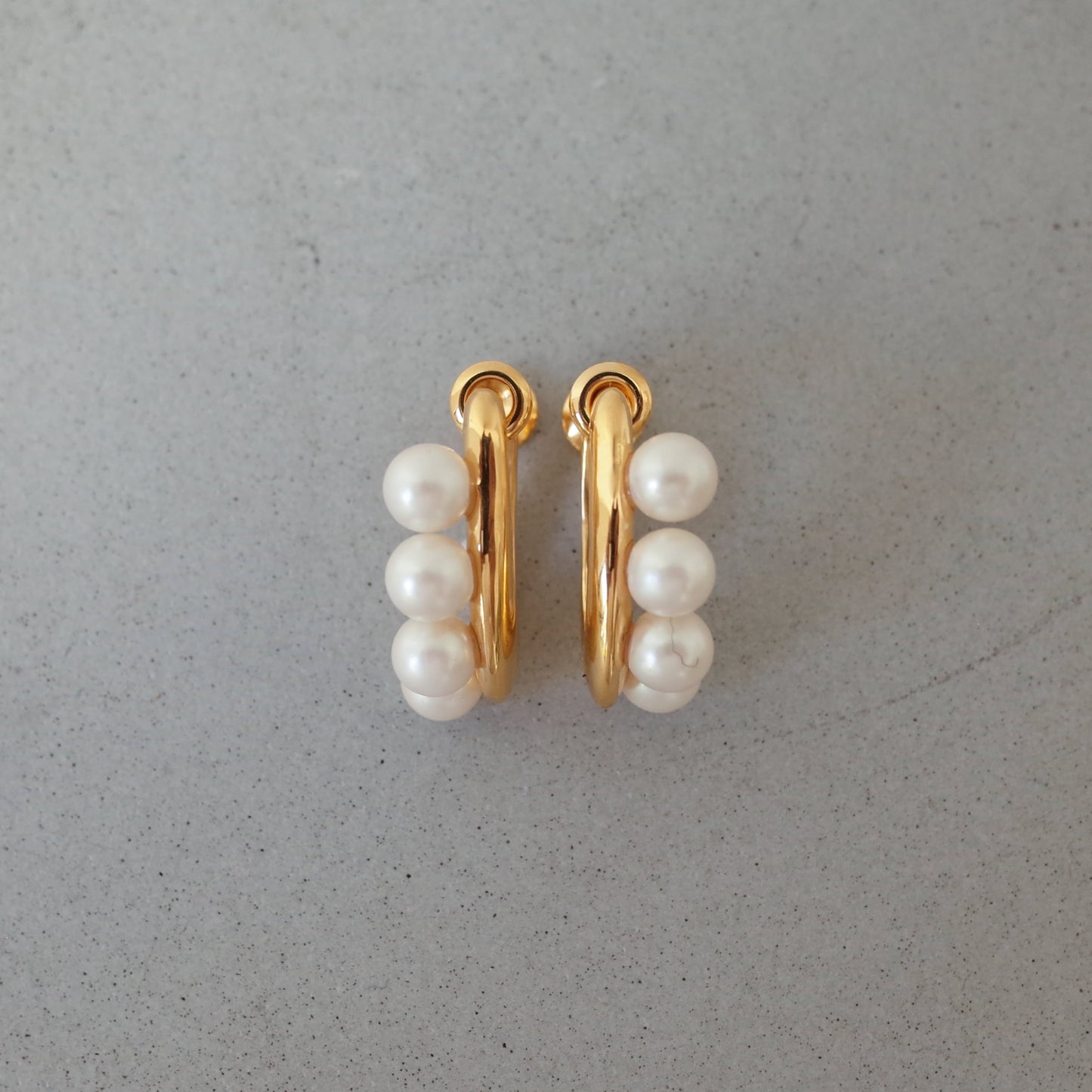 Quad Pearl Earring
