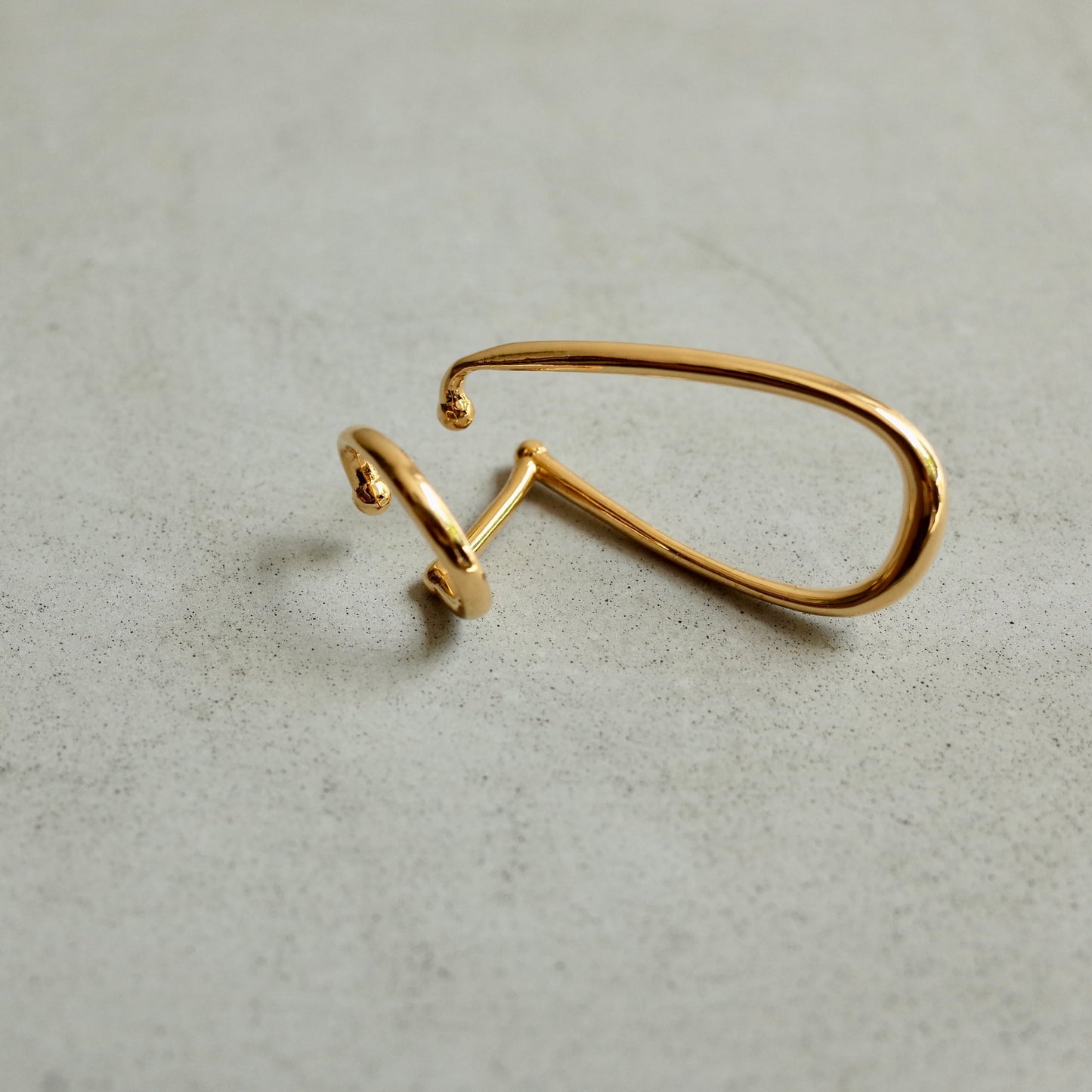 Hook&Drop Ear Cuff