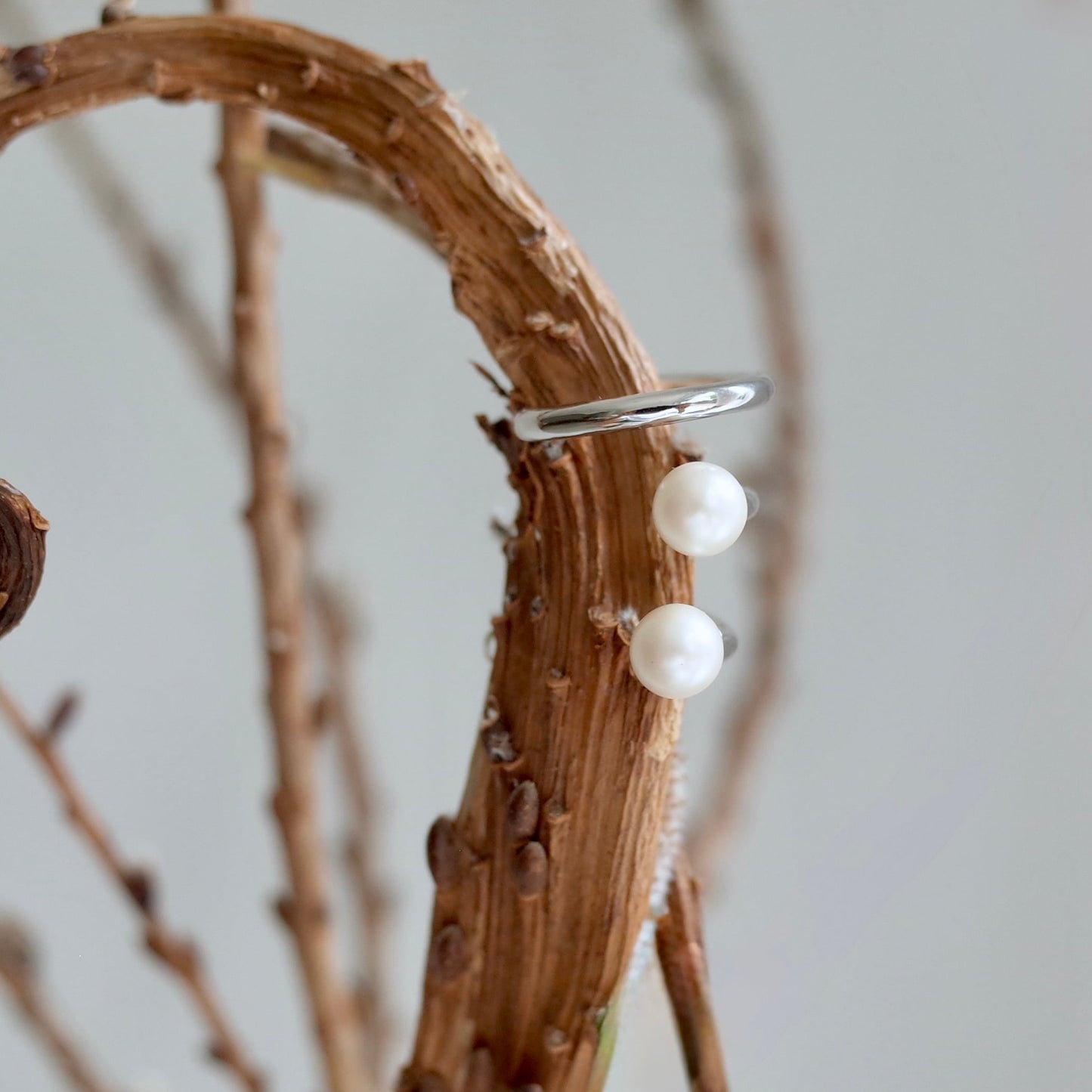 Peek Pearl Ear Cuff