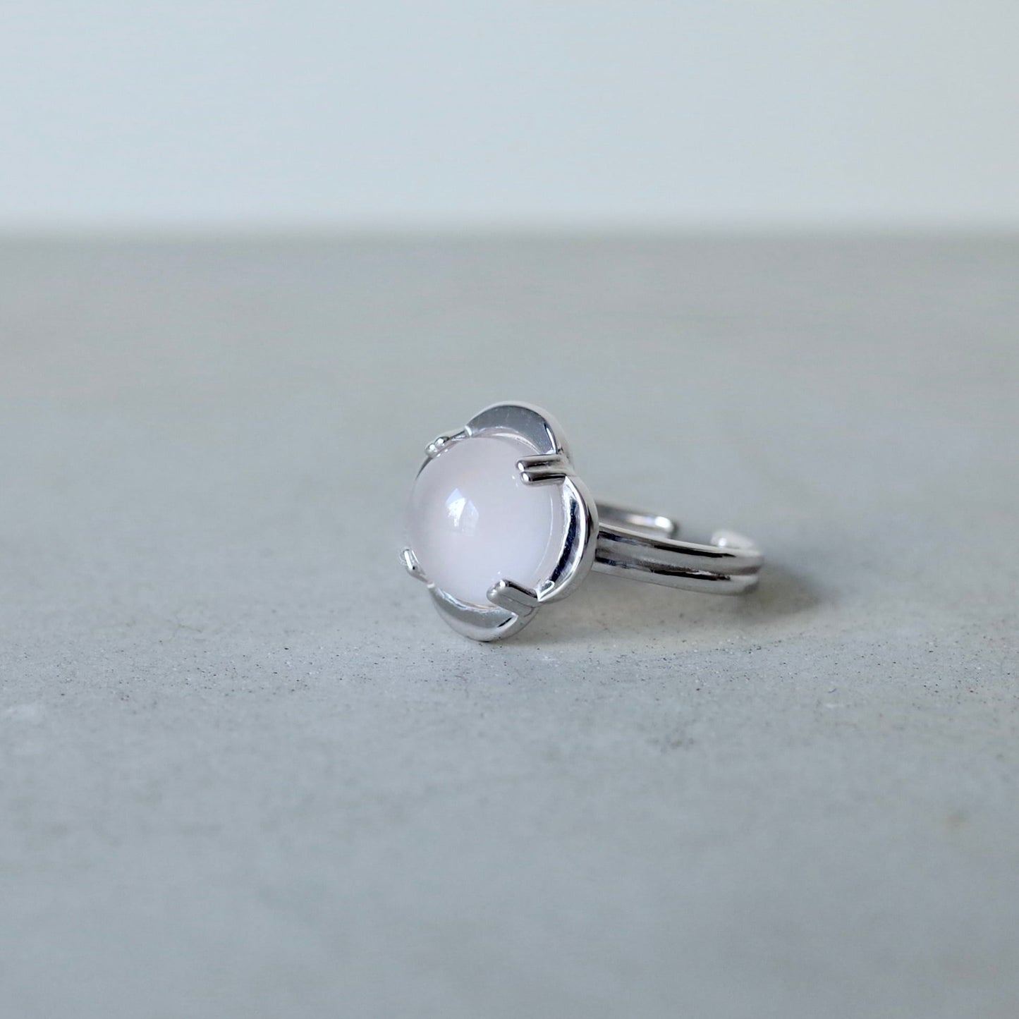 Flower Stone Ring