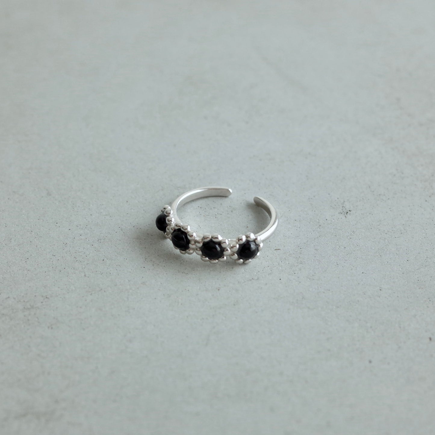 Four Flower Stone Ring