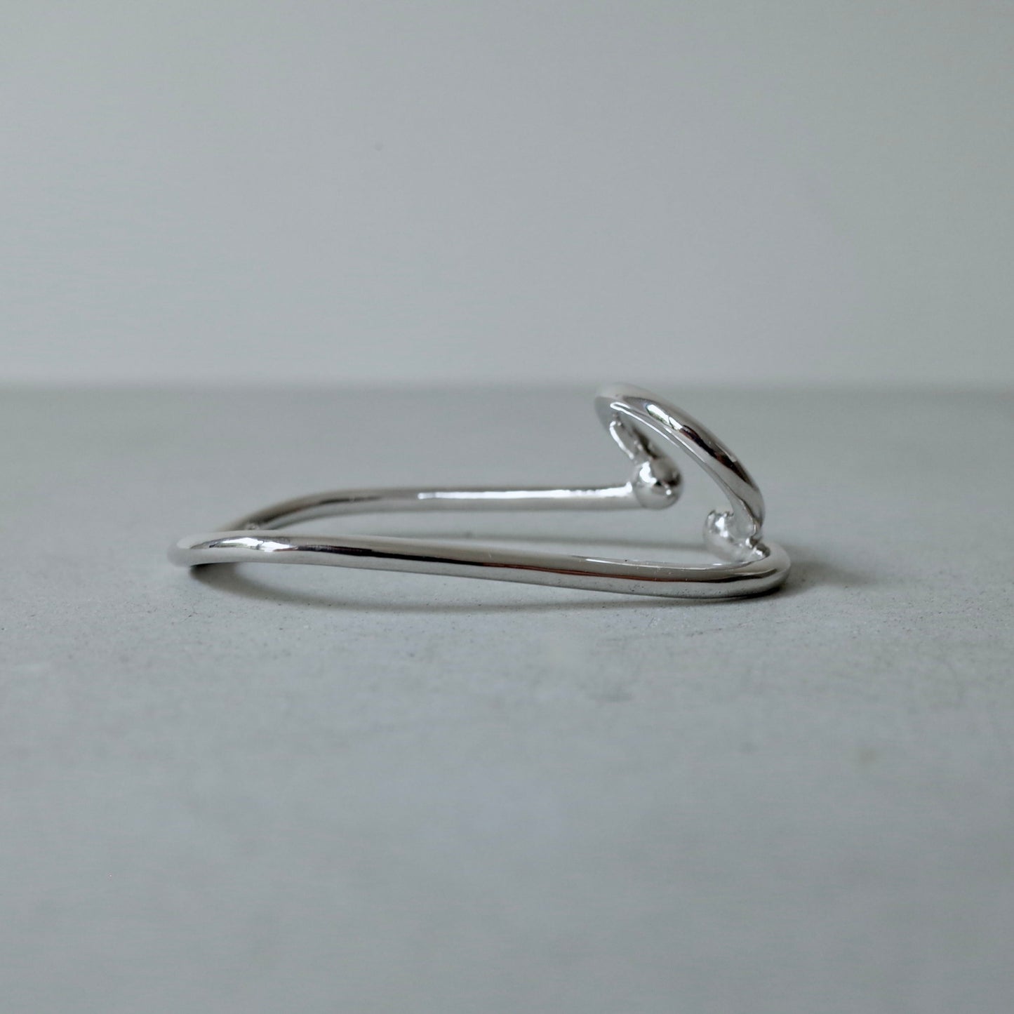 Hook&Drop Ear Cuff