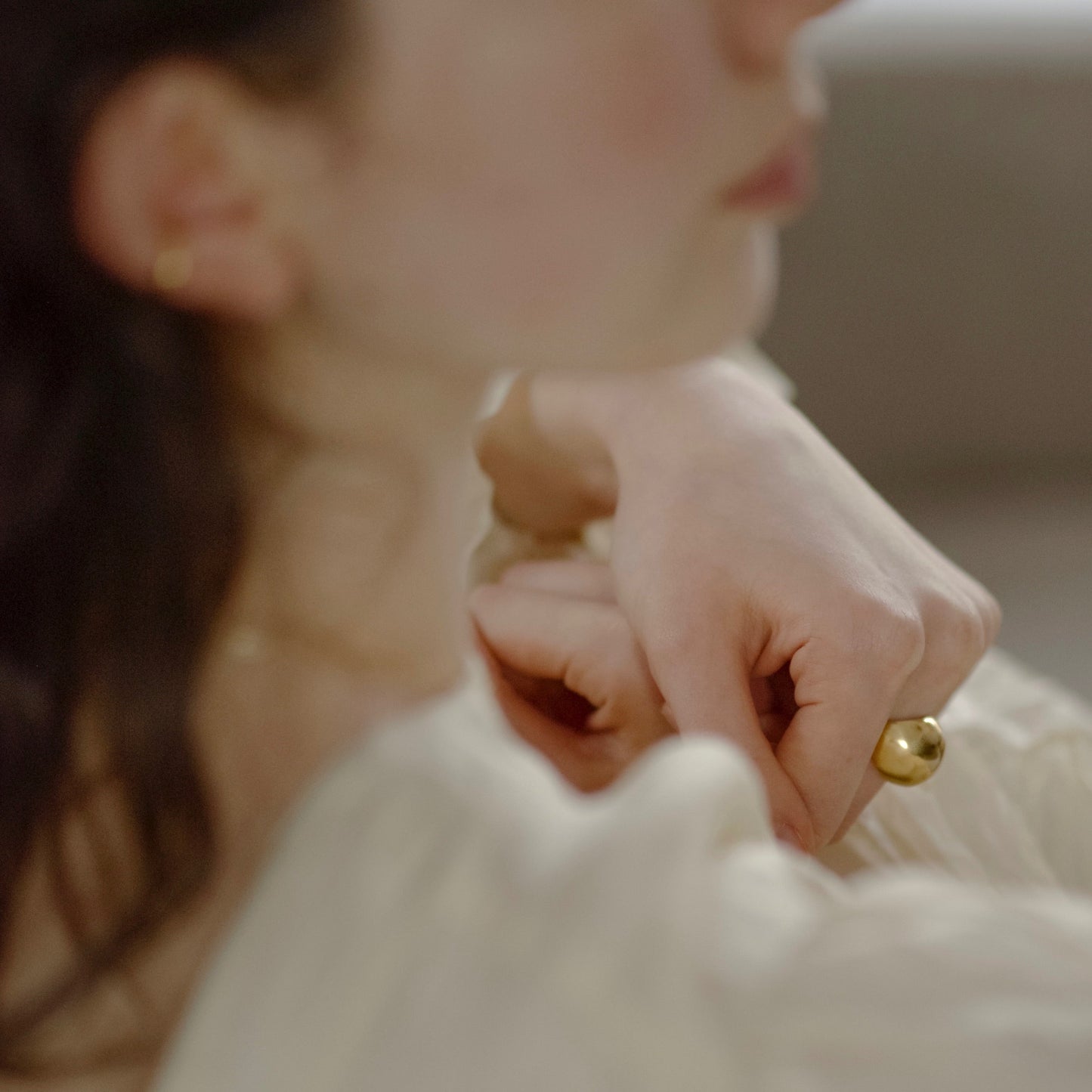 Small Round Shell Ring