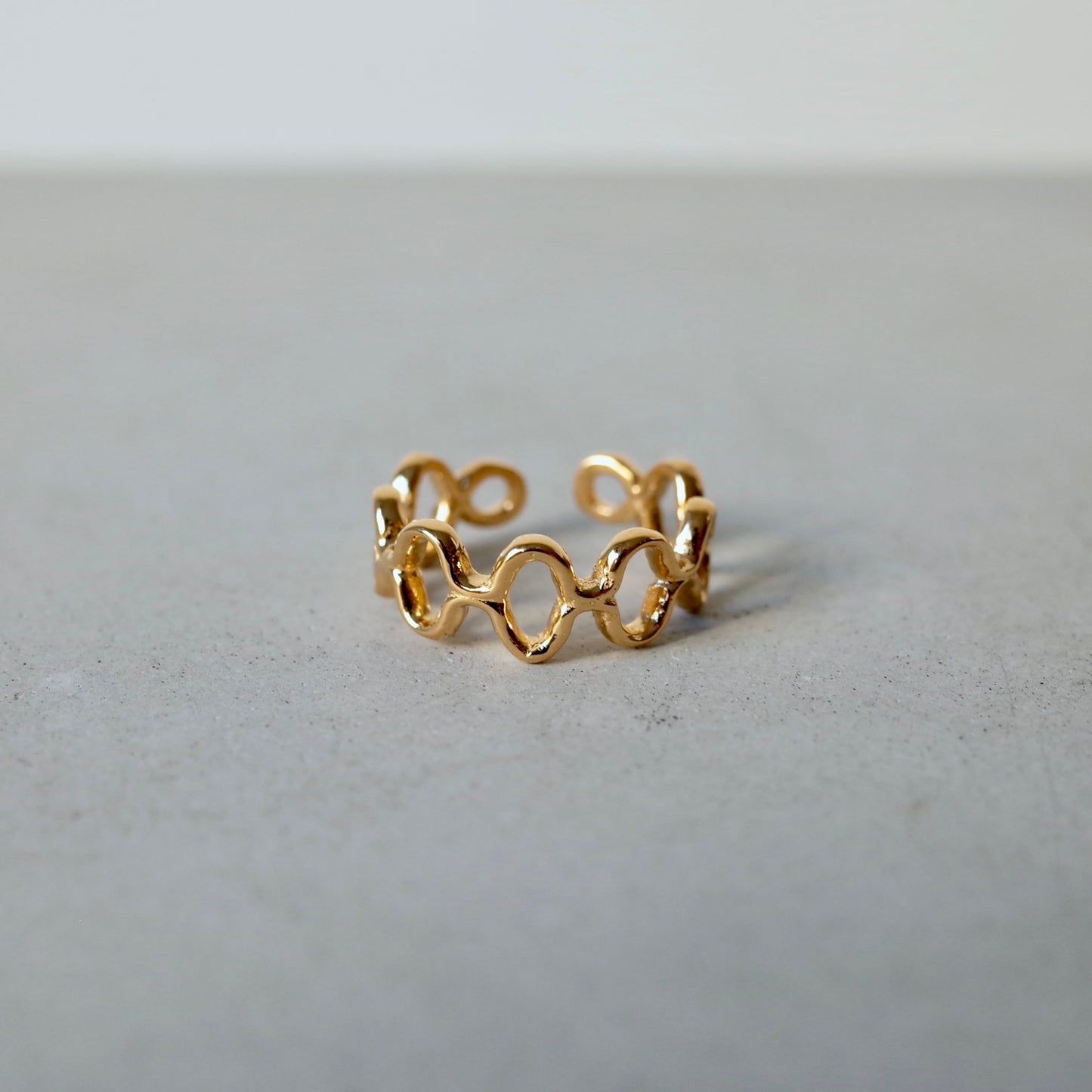 Wavy Pattern Ring