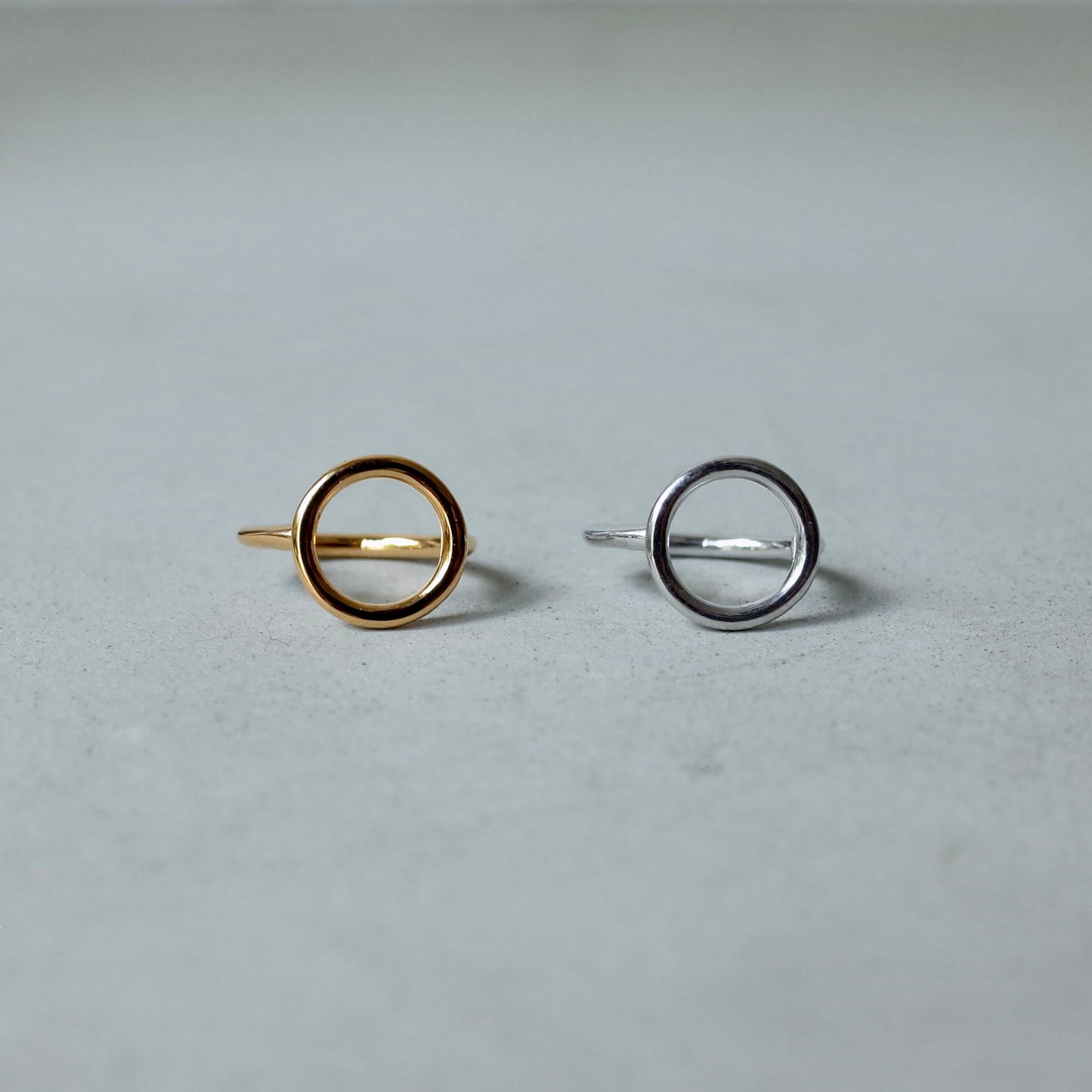 Circle Outline Ear Cuff